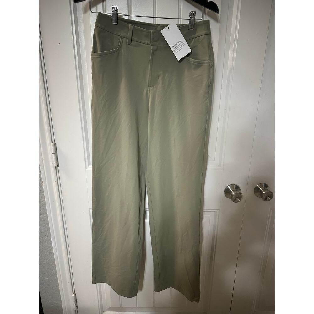 Public Rec Workday Short Chino Pants 28/32 Sage Green Preppy Office Performance